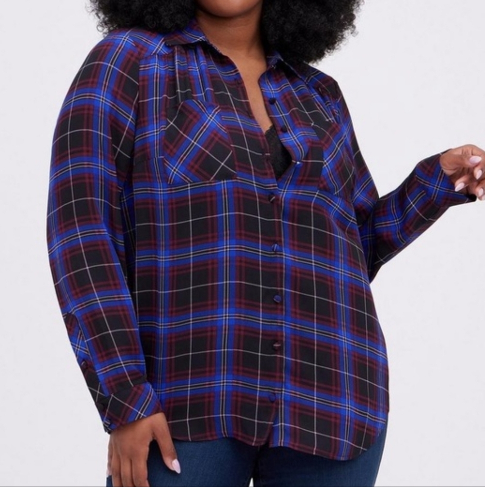 Torrid 3 3X 22/24 Button Front Burgundy Blue Black Plaid Georgette Blouse Tunic